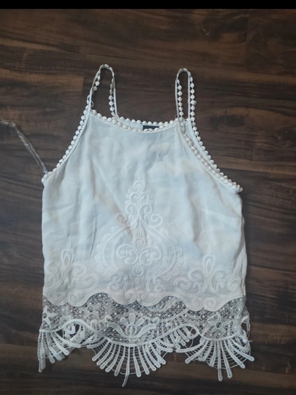 Rue21 White Embroidered Lace-Trim Camisole